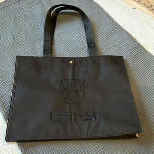 Effy tote